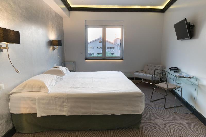 Andromeda Downtown Suites Atina Dış mekan fotoğraf