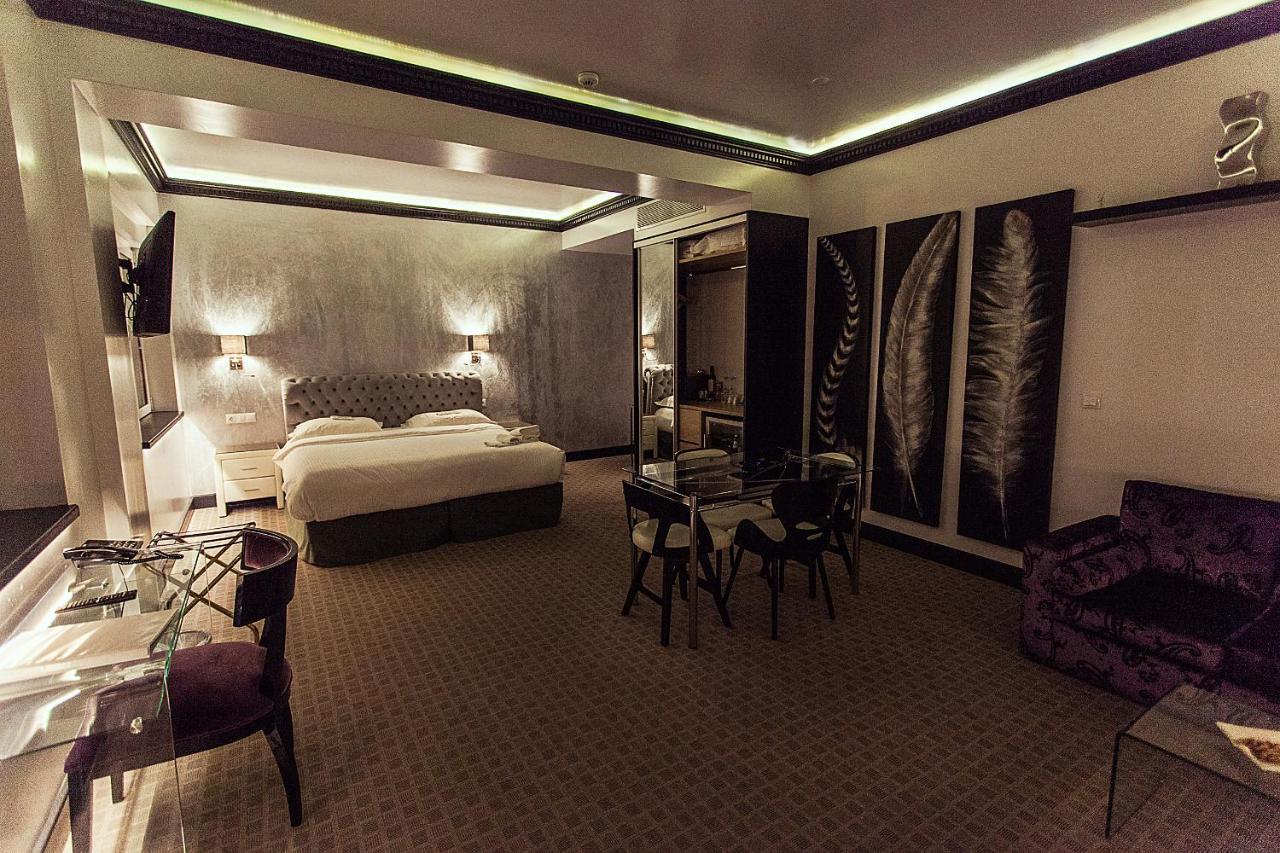 Andromeda Downtown Suites Atina Dış mekan fotoğraf